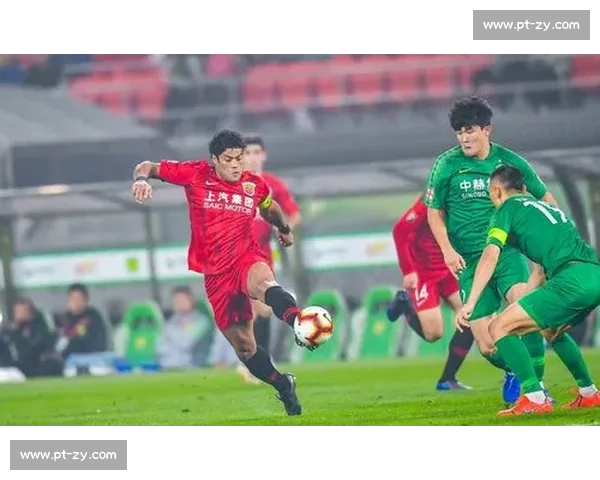 国安迎战贵州全场激烈对抗精彩瞬间回顾与赛况分析 国安迎战贵州全场激烈对抗精彩瞬间回顾与赛况分析